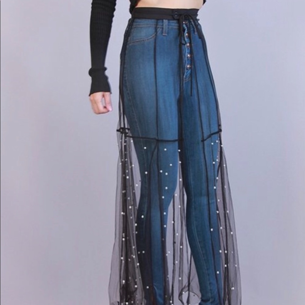 💎Host Pick💜 Statement Skirt Cover Up - Picture 5 of 9